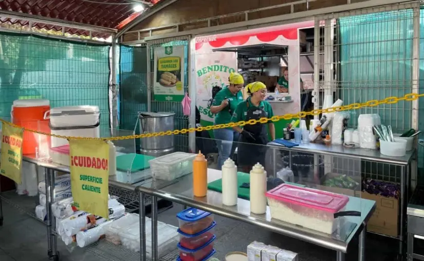 Cocina y Emprende, los famosos esquites de Abraham Velarde que ayudan a emprendedores en Culiacán