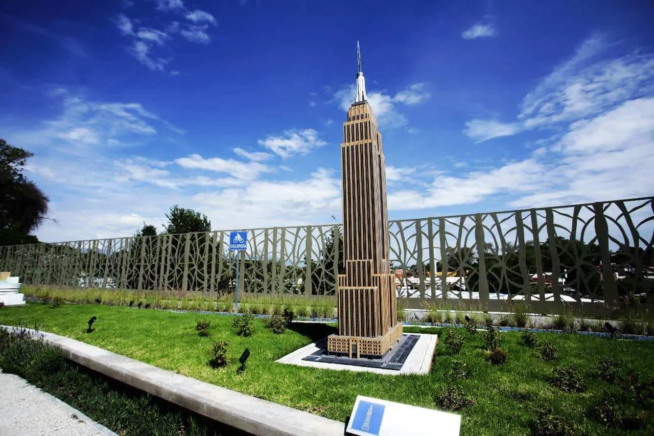 ¿Qué esculturas hay en el Paseo de los Gigantes Puebla? Foto FB Parques y Jardines Puebla