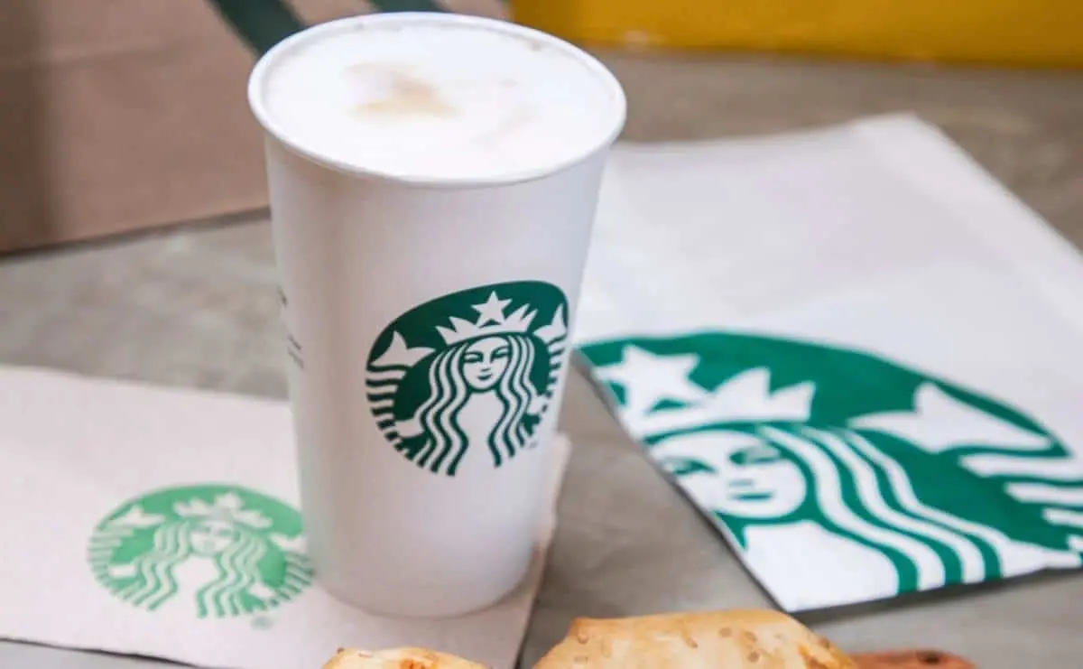 La promoción es para celebrar el Día de las Madres 2024. Foto: Starbucks México