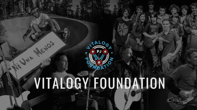 Pearl Jam y Vitology Foundation.