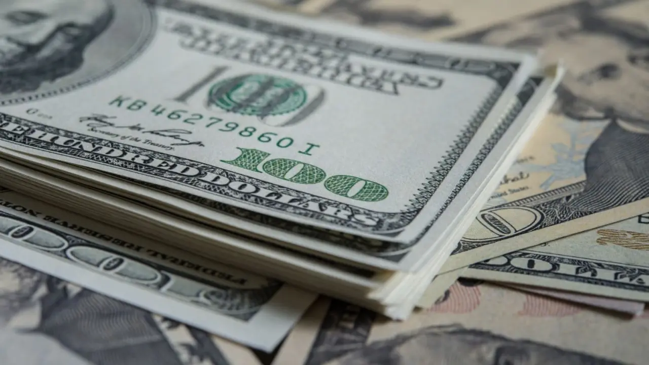 En cuánto anda el dólar este 10 de mayo. Foto: Freepik