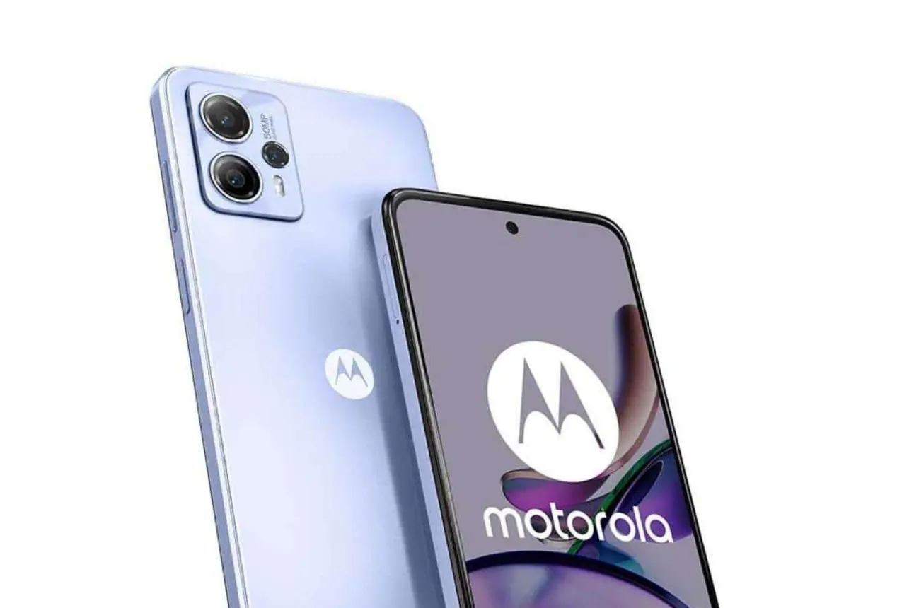 El Motorola Moto G13, un celular de gama media, que está con precio económico en Amazon. Foto: Cortesía
