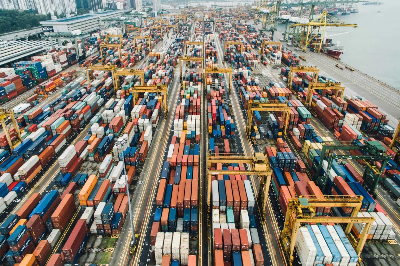 Cosco Shipping Lines ofrecerá varias conexiones de Asia a México | Imagen: CHUTTERSNAP