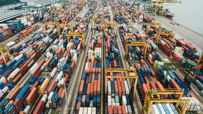 Cosco Shipping Lines ofrecerá varias conexiones de Asia a México | Imagen: CHUTTERSNAP