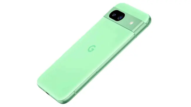 El celular Google Pixel 8a trae una cámara de 64 megapíxeles acompañada de inteligencia artificial. Foto: Cortesía