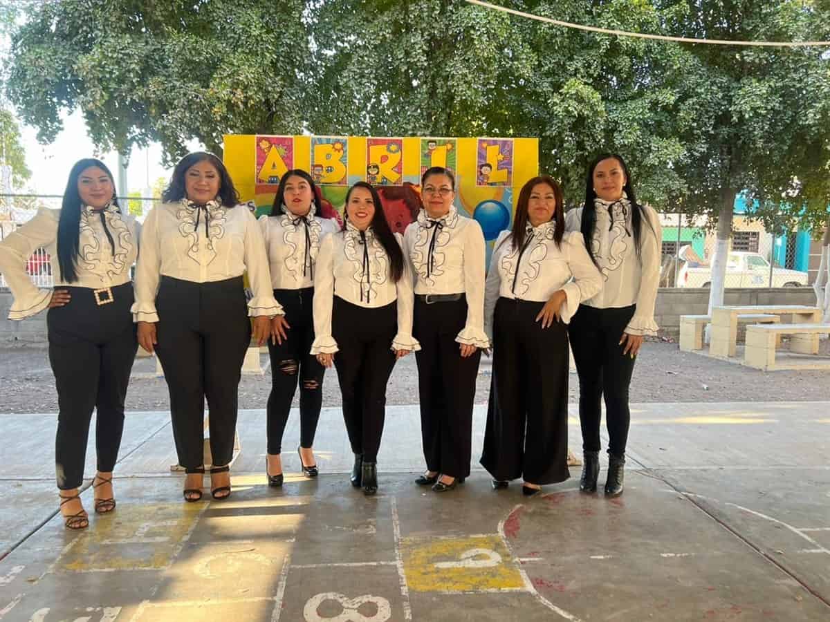 Maestras de gran compromiso en la Primaria Heraclio Bernal de Villa Juárez, Navolato