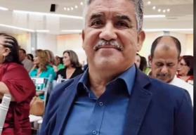 Sinaloa reconoce a maestros con 40 años de servicio con la presea "Ignacio Manuel Altamirano"
