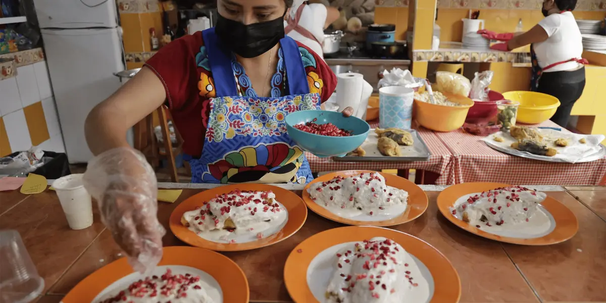 ¿Se te antojan unos chiles en nogada? Foto El Ciudadano