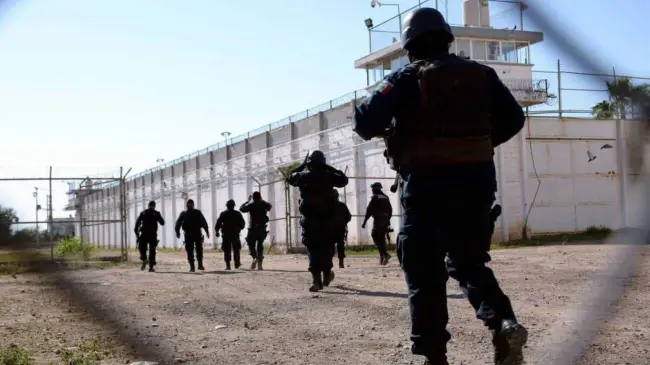 Aprovecha y sé custodios penitenciarios de Sinaloa