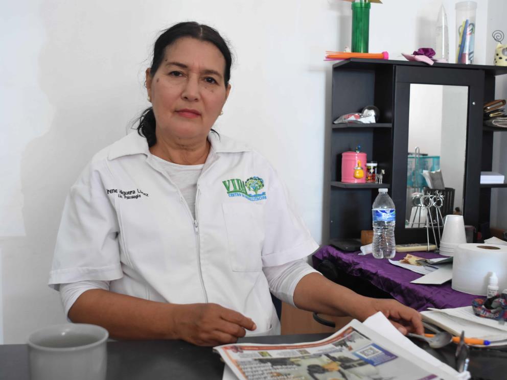 Irene Higuera es una psicóloga de Navolato que dedica su vida al servicio desinteresado