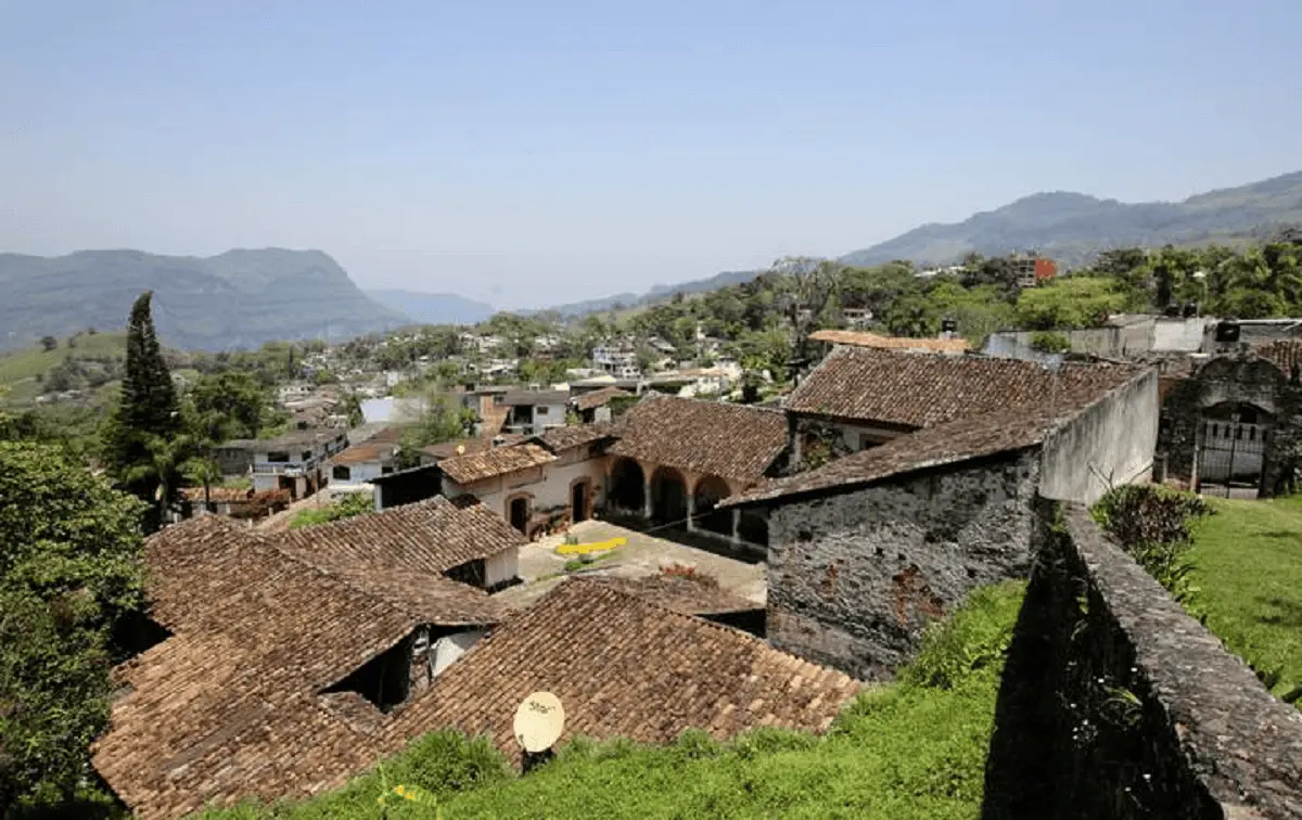 El cenote se ubica en el pueblo de Xochitlán de Vicente Suárez. Foto: El Sol de Puebla