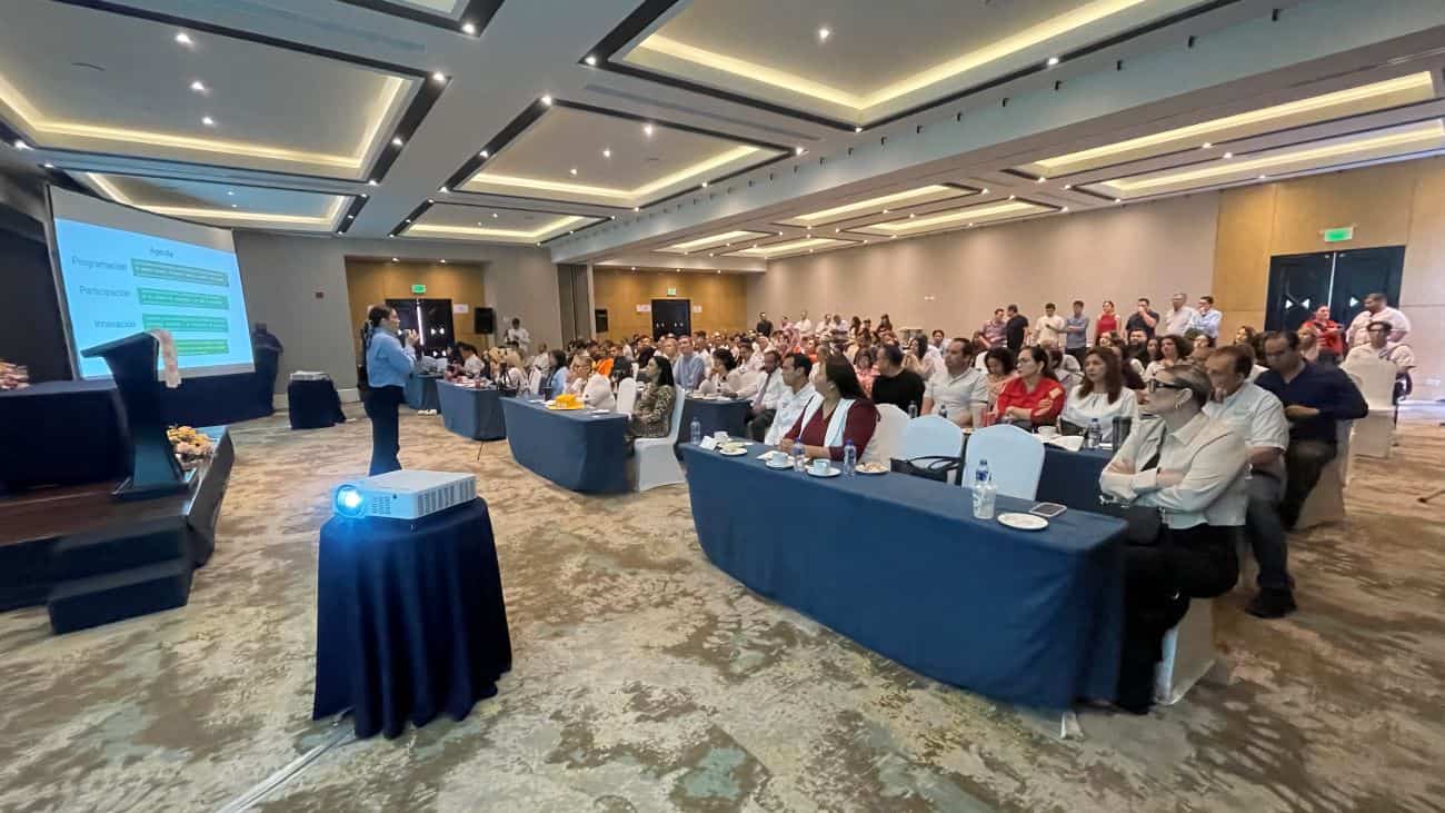 Candidatos a alcaldes y legisladores escuchan propuestas y programas de paz