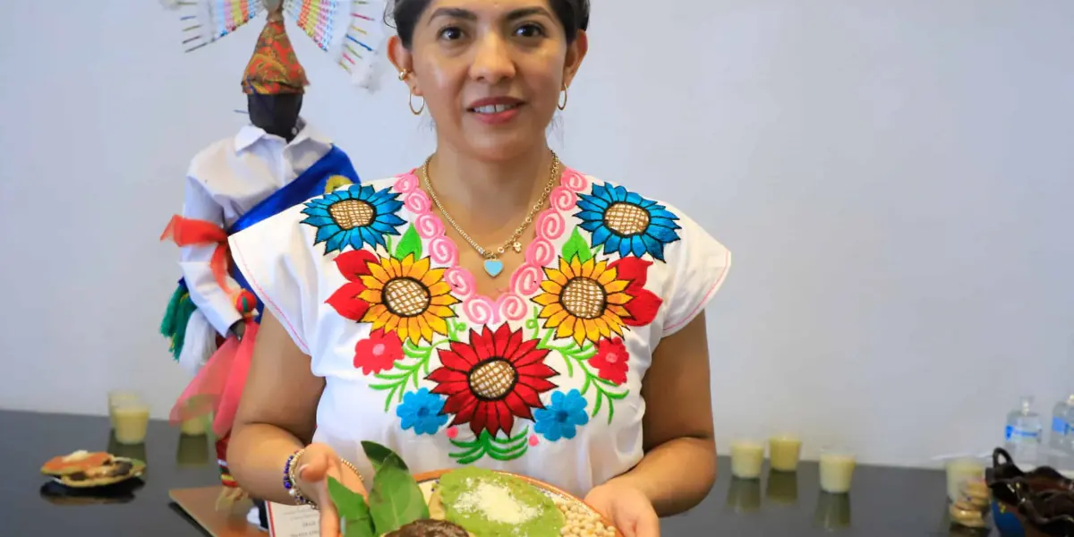 A comer se ha dicho en el Festival del Tlayoyo en Teziutlán. Foto Gobierno de Puebla