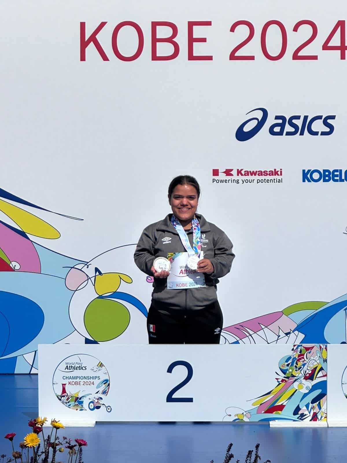 Pauleth Mejía Hernández, ganó la medalla de plata en la final de impulso de bala F40, con una marca de 8.38 metros