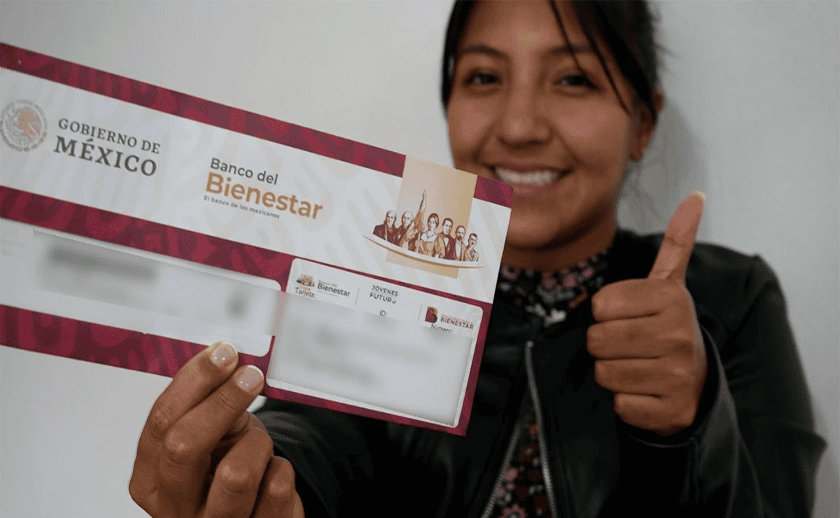 La beca apoya a los alumnos a continuar con sus estudios. Foto: Gob. de México