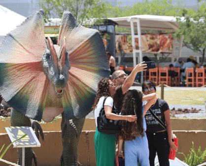 Convive con dinosaurios en el Parque Bicentenario en Guanajuato