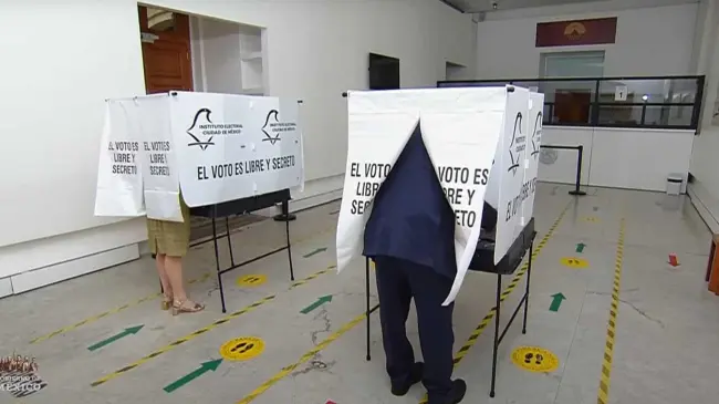 AMLO ya votó.