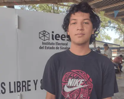 Elecciones 2024: Por primera vez Daniel Hernández ejerce su derecho al voto en Culiacán