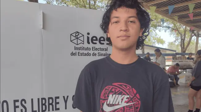 Daniel Hernández acudió a las urnas por primera vez en este proceso de elecciones 2024.