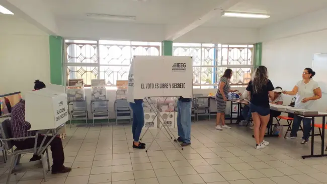 La población de Guanajuato este domingo salió a votar por su próximo gobernador. Foto: Cortesía