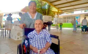 Rosario, con casi un siglo de vida, cumplió y fue a votar en Culiacán, Sinaloa