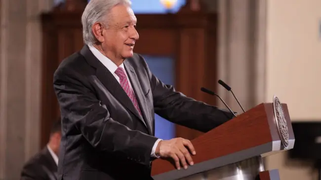 AMLO durante la mañanera de este lunes 10 de junio que se realizó en Palacio Nacional.