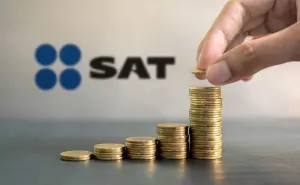 SAT: Recaudación tributaria crece 5.8%, alcanza 2.1 billones de pesos