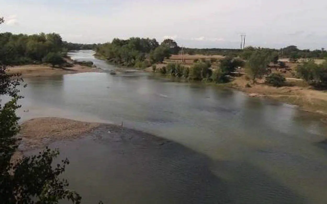 Río Quelite hermanando los municipios de Mazatlán y San Ignacio, Sinaloa