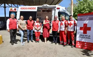 Entrega Secretaría de Salud de Sinaloa una ambulancia a Cruz Roja Mexicana