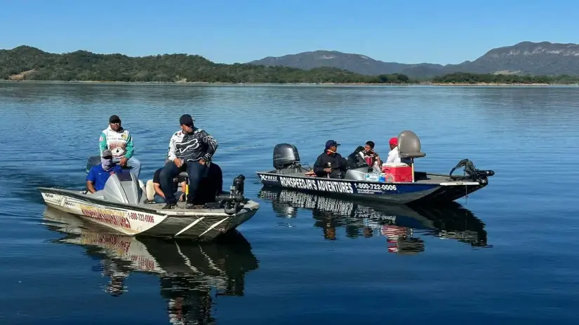 Pesca deportiva en la Presa Picachos, Río Presidio, Sinaloa