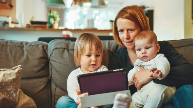 Así puedes obtener la beca de 4 mil pesos mensuales para madres solteras. Foto: Unsplash