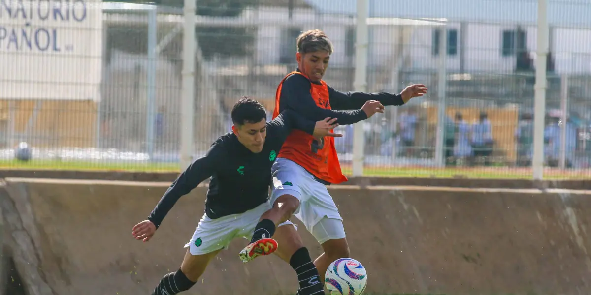 El juvenil es canterano santista | Imagen:  @ClubSantos