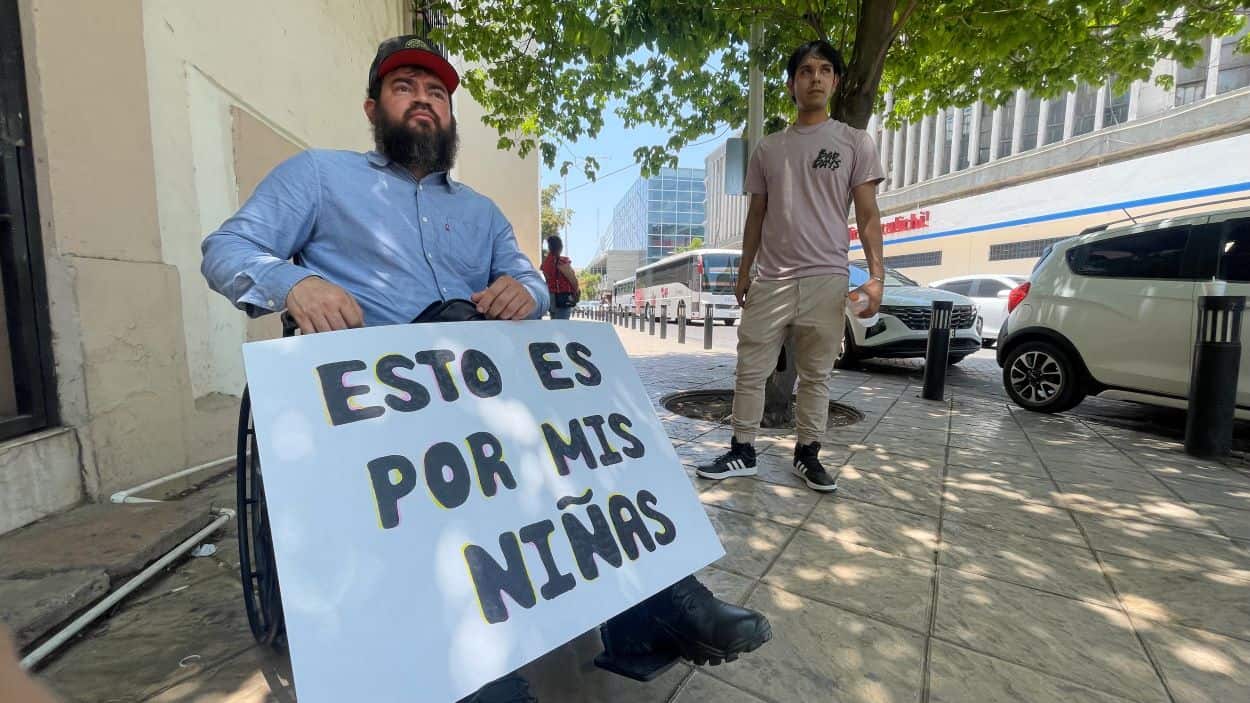 Trillo Amarillas pretende inspirar a sus hijas con autismo