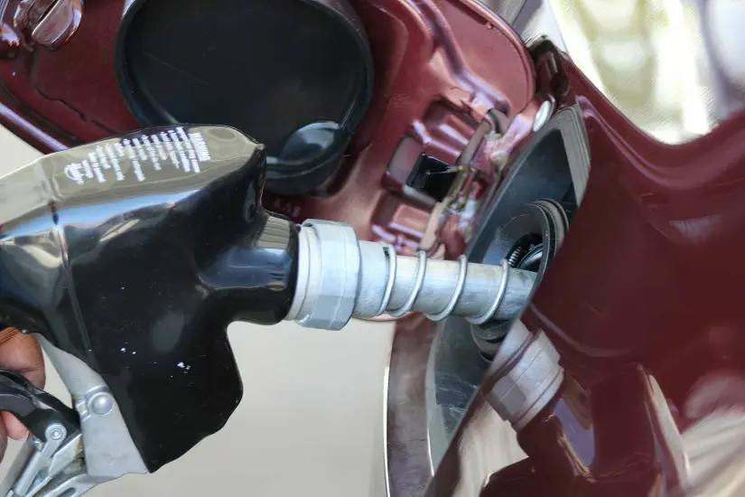 Conoce cuál es precio de la gasolina actual en La Paz. Foto: Cortesía
