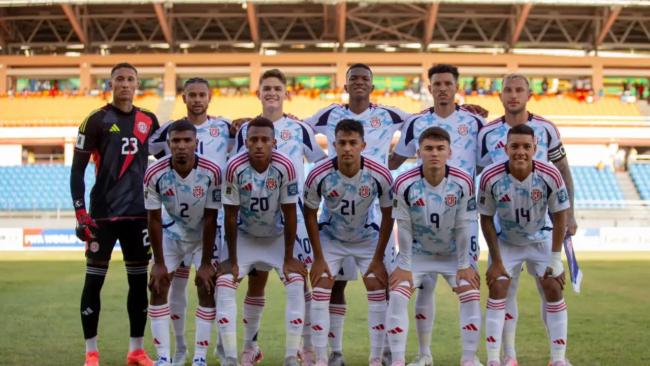 Los ticos debutan ante Brasil | Imagen: @fedefutbolcrc
