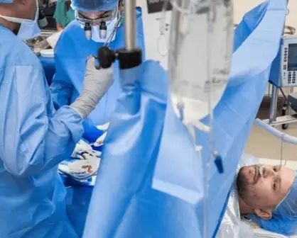 Cirujanos realizan en Estados Unidos el primer trasplante de riñón con el paciente despierto