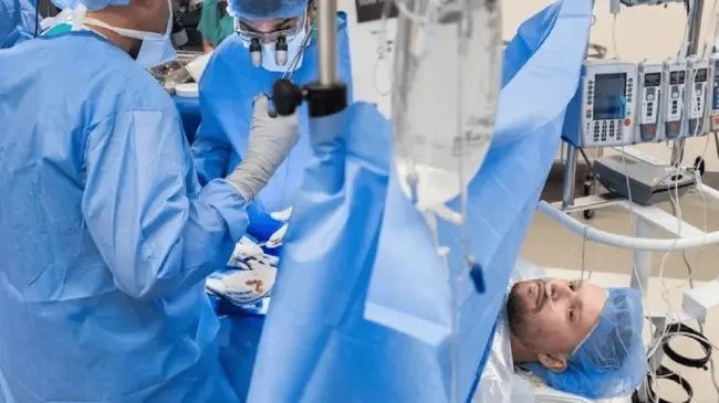 Así se llevó a cabo el procedimiento. Foto: Northwestern Medicine