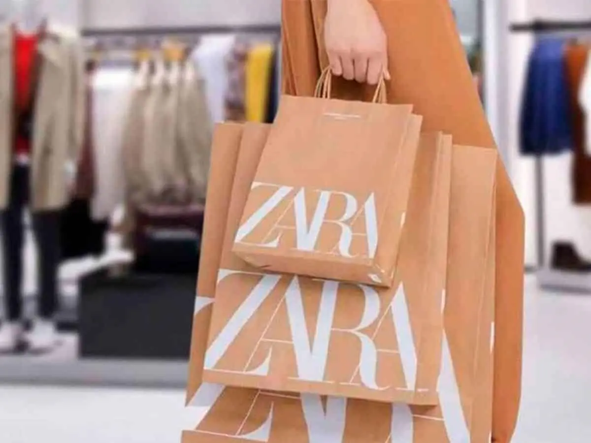 Comienzan las rebajas de verano en Zara y Bershka