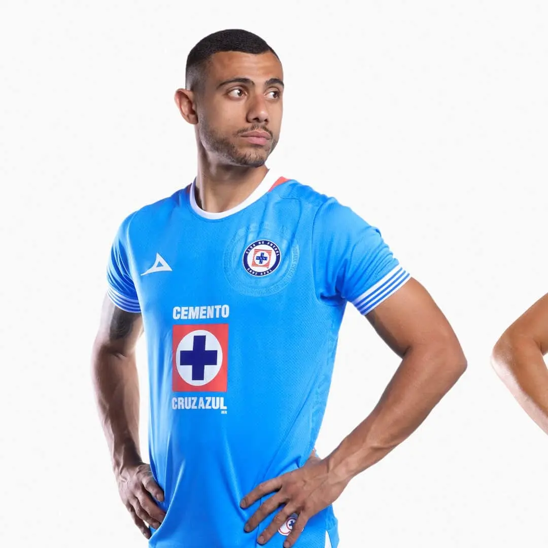 Giorgos con la nueva piel | Imagen: @CruzAzul