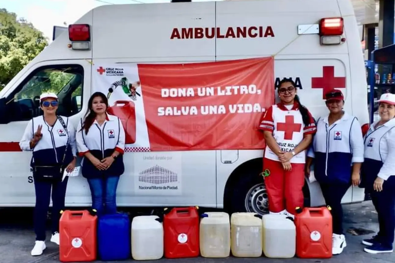 Las Damas Voluntarias de Cruz Roja Navolato apoyaron esta campaña de donación.