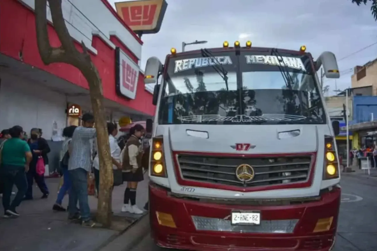 No habrá aumento de transporte urbano para estudiantes.