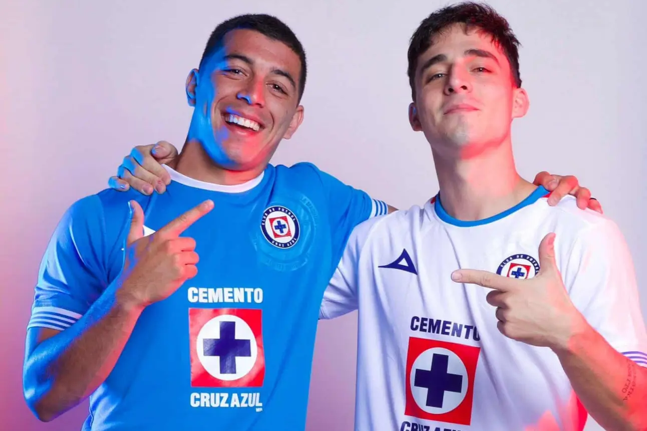 la maquina tiene nueva indumentaria |Imagen: @CruzAzul