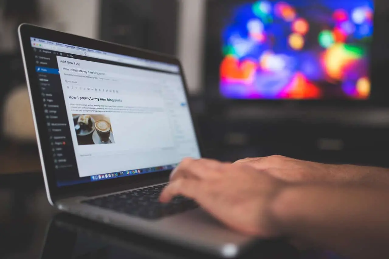 Elegir el hosting adecuado, ayudará al crecimiento de tu negocio. Foto Pixabay