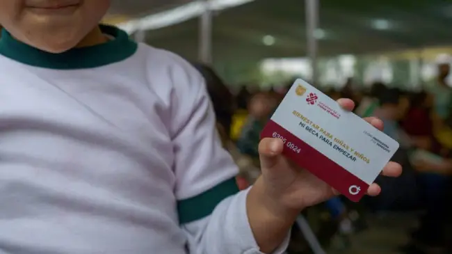 También te diremos los requisitos necesarios para sacar la beca. Foto: Gob. Ciudad de México