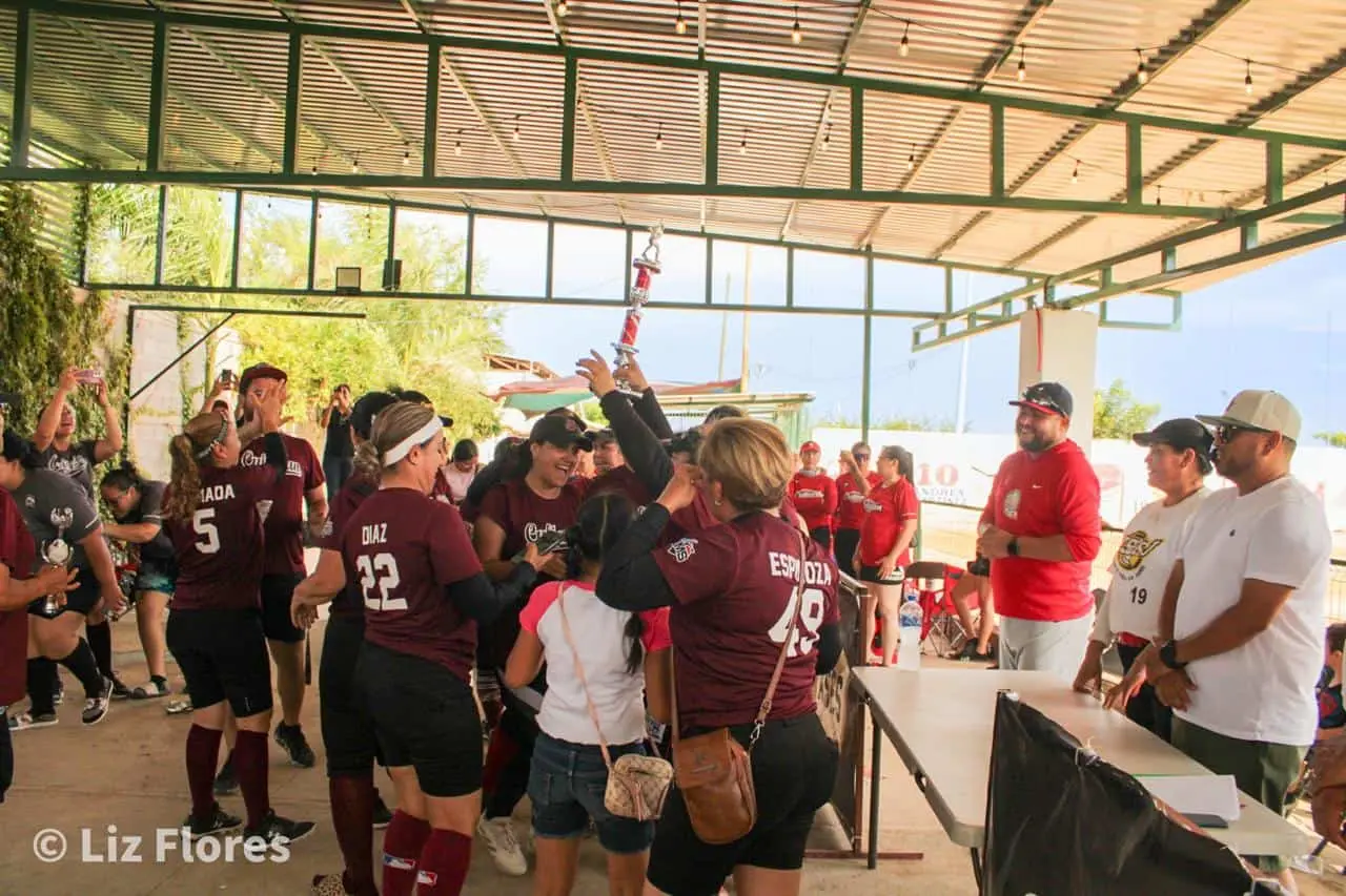 Momentos de emoción en el Campeonato Estatal de Softbol Villa Juárez 2024