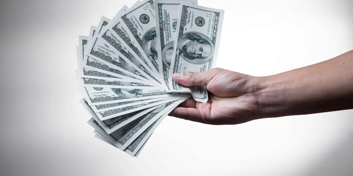 Precio del dólar hoy jueves 4 de julio 2024.