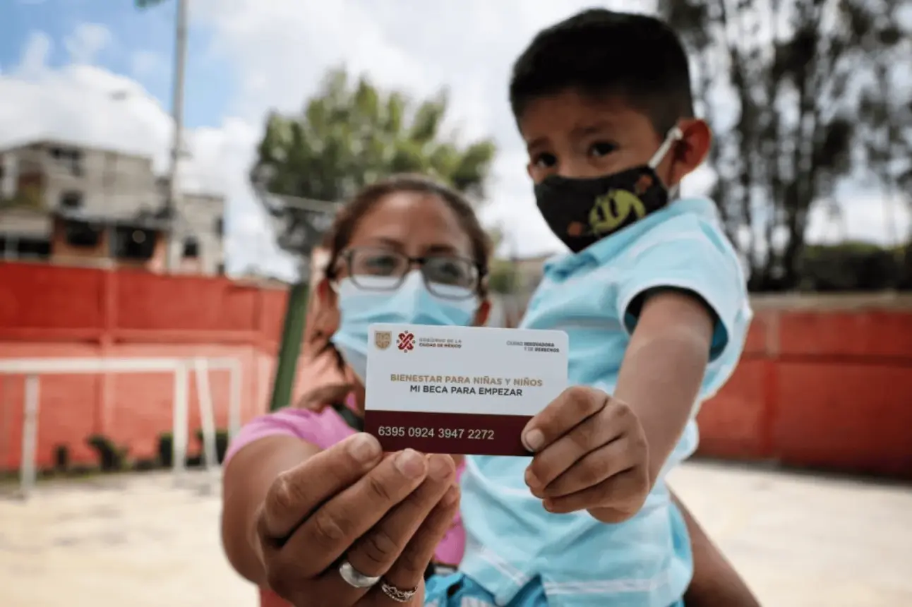 Aquí te damos los detalles de la beca. Foto: Gob. de la Ciudad de México