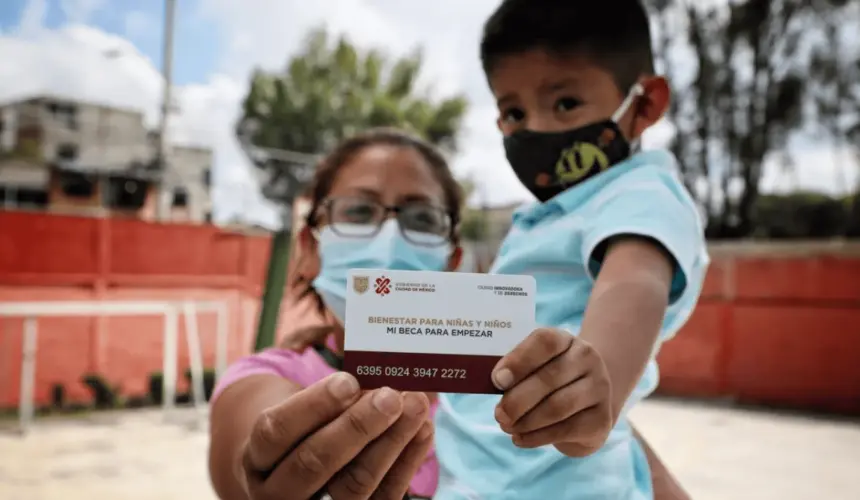 Aquí te damos los detalles de la beca. Foto: Gob. de la Ciudad de México