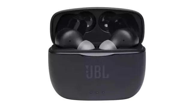 Los auriculares JBL Tune 215 TWS con buena relación entre su costo y características. Foto: Cortesía