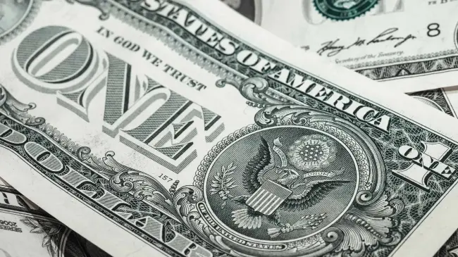 Precio del dólar hoy lunes 8 de julio de 2024; entérate aquí el tipo de cambio en bancos de México.